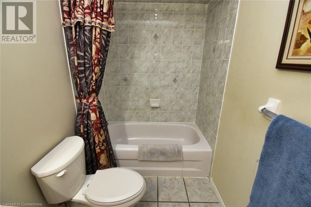 565 Rymal Road E Unit# 14, Hamilton, Ontario  L8W 3Y2 - Photo 28 - 40732330