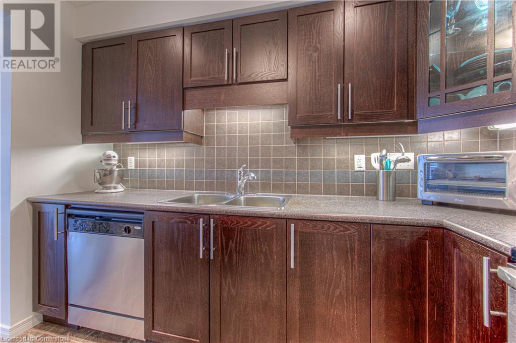 513 Beaumont Crescent, Kitchener, Ontario  N2A 0A8 - Photo 10 - 40732514