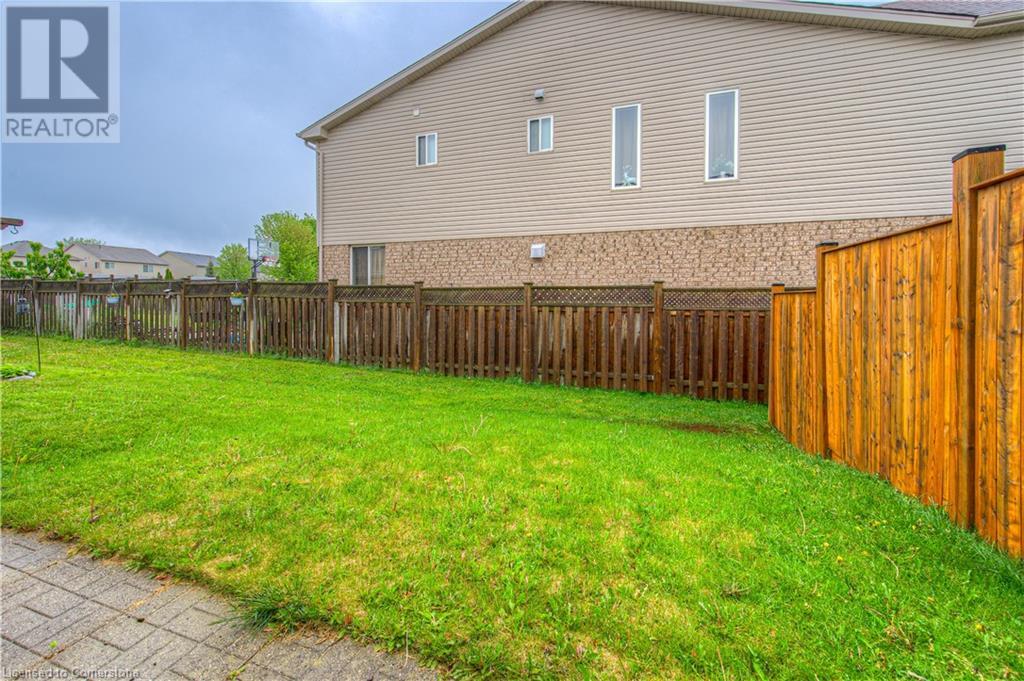 513 Beaumont Crescent, Kitchener, Ontario  N2A 0A8 - Photo 30 - 40732514