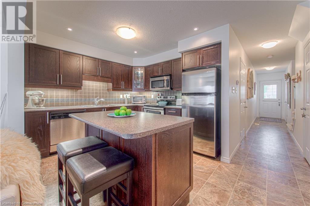 513 Beaumont Crescent, Kitchener, Ontario  N2A 0A8 - Photo 8 - 40732514