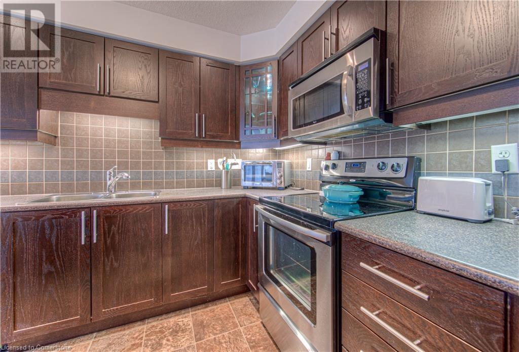 513 Beaumont Crescent, Kitchener, Ontario  N2A 0A8 - Photo 9 - 40732514