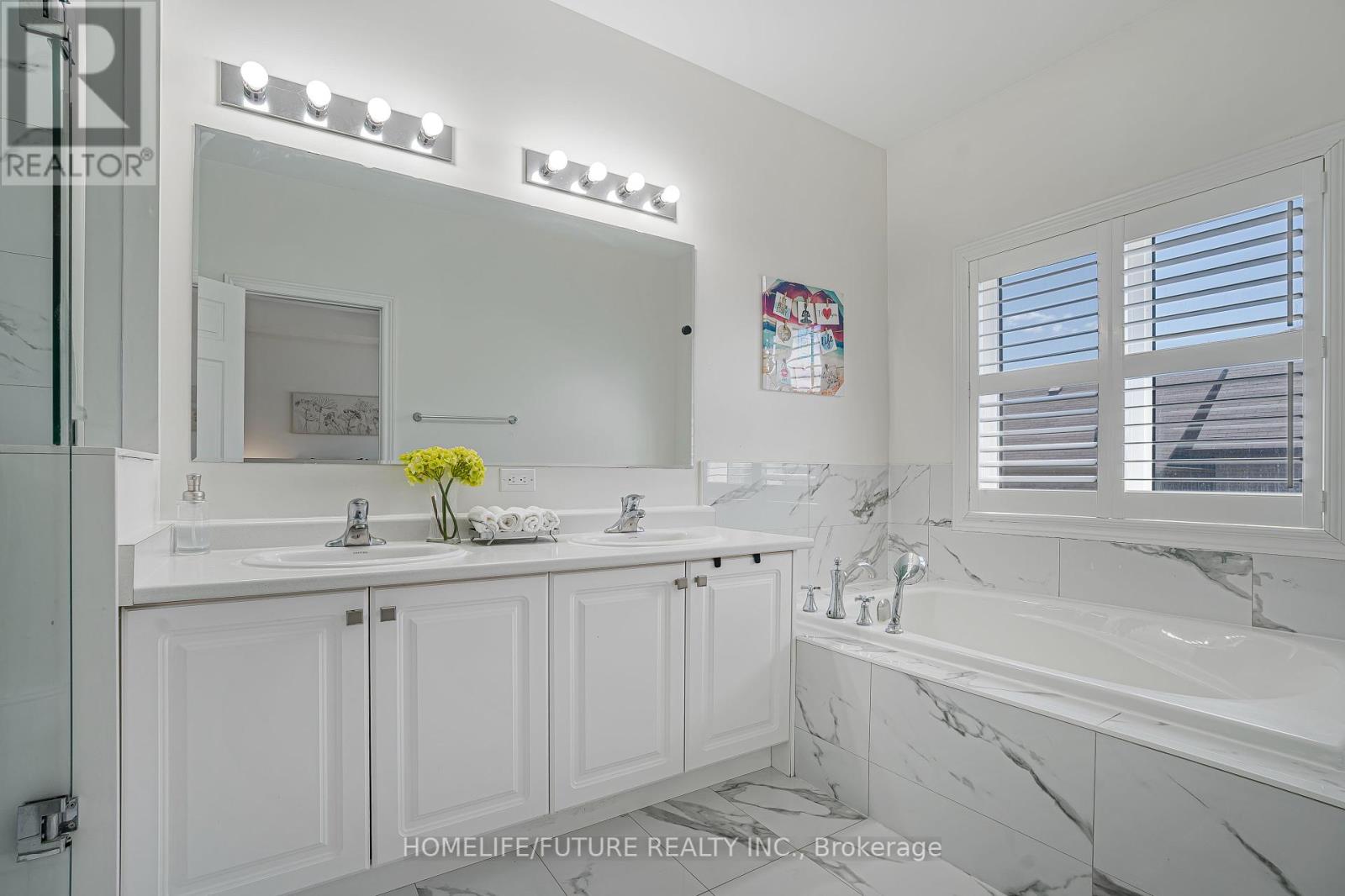 3877 Tufgar Crescent, Burlington, Ontario  L7M 1N7 - Photo 24 - W12152302