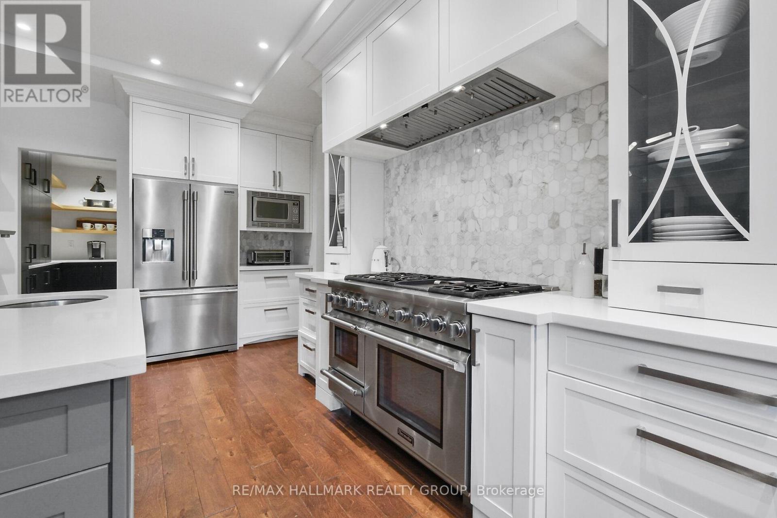 89 Fourth Avenue, Ottawa, Ontario  K1S 2L1 - Photo 13 - X12144307