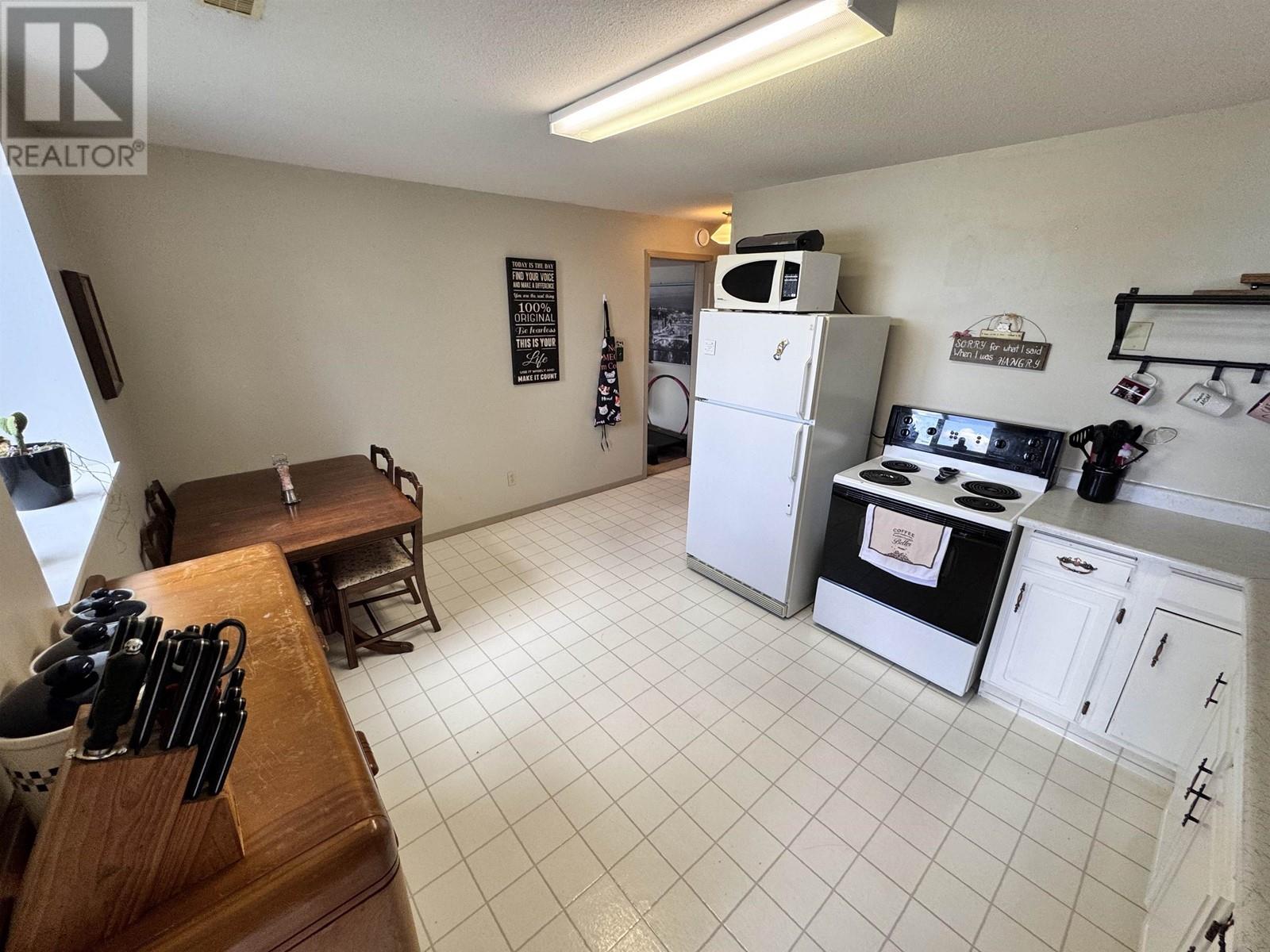 6523 Horse Lake Road, Horse Lake, British Columbia  V0K 2E3 - Photo 28 - R3006310