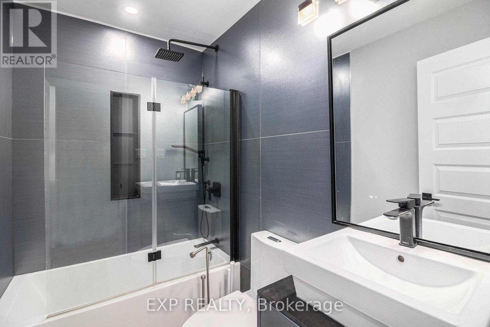 2195 Niagara Drive, Ottawa, Ontario  K1H 6H5 - Photo 26 - X12167132