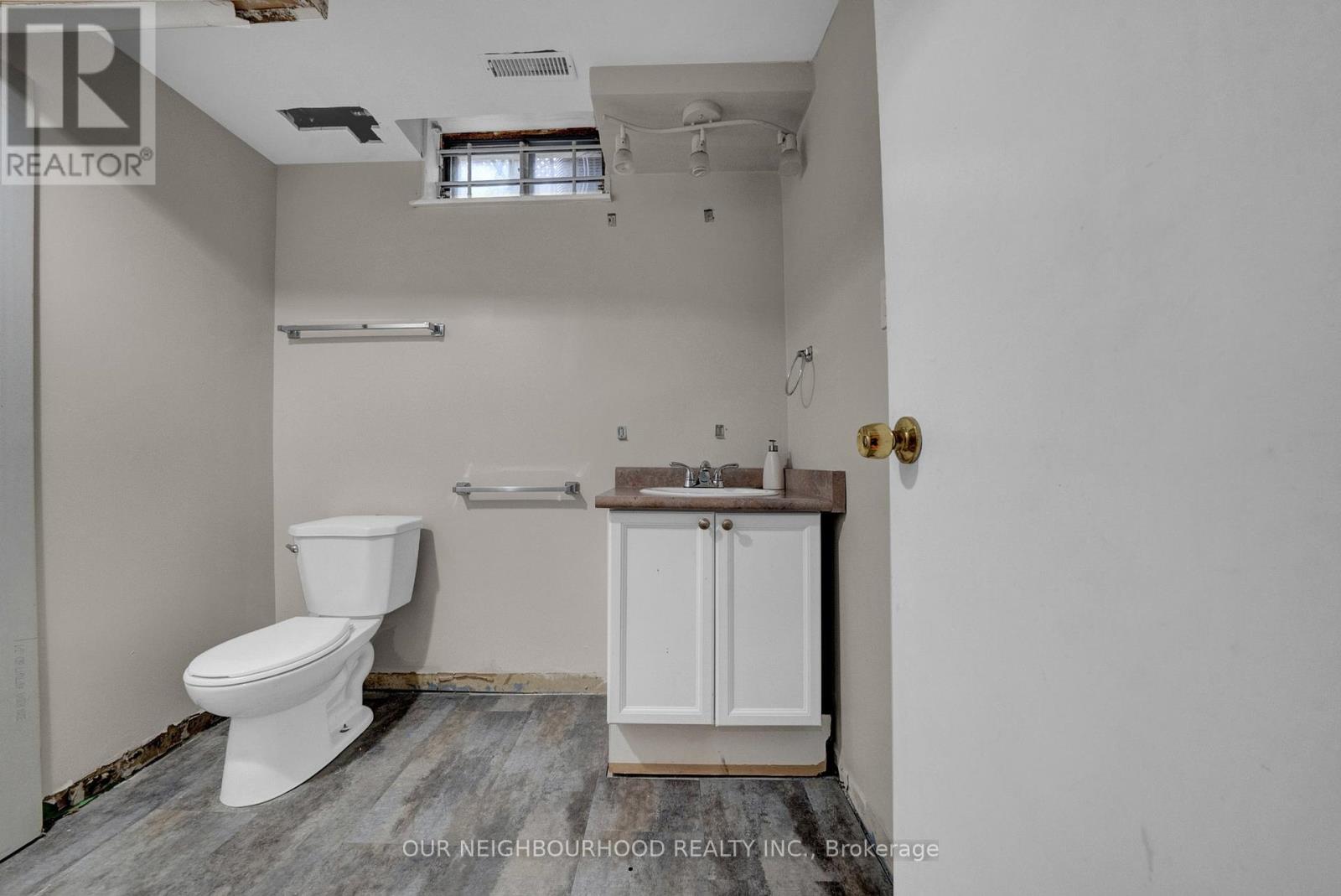 40 Mcfeeters Crescent, Clarington, Ontario  L1C 4G4 - Photo 33 - E12168493