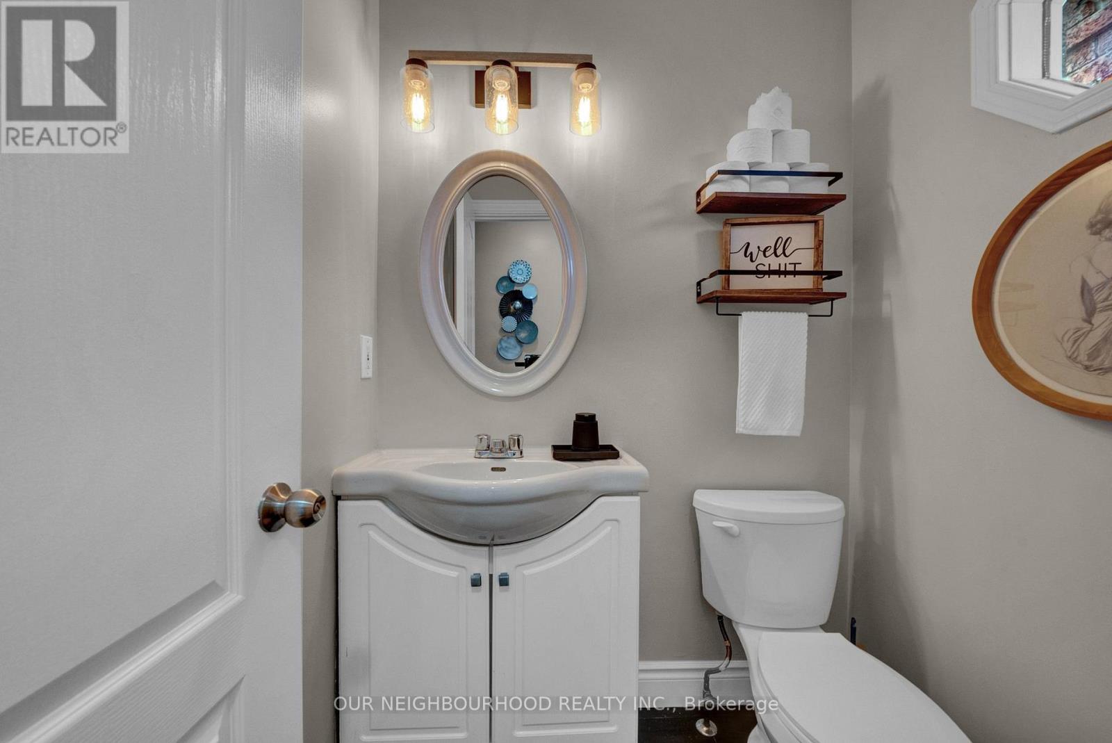 40 Mcfeeters Crescent, Clarington, Ontario  L1C 4G4 - Photo 4 - E12168493