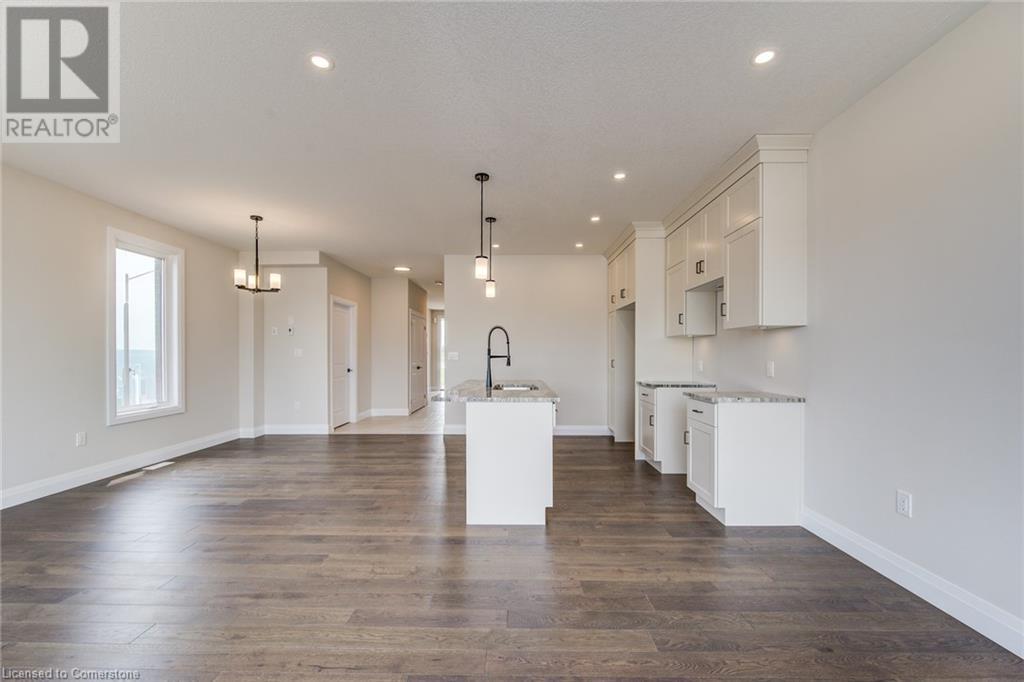 102 Thackeray Way, Harriston, Ontario  N0G 1Z0 - Photo 15 - 40727537