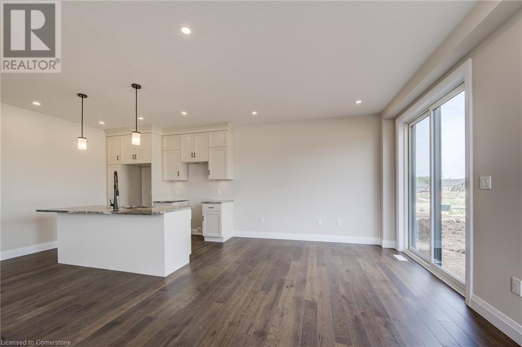 102 Thackeray Way, Harriston, Ontario  N0G 1Z0 - Photo 16 - 40727537
