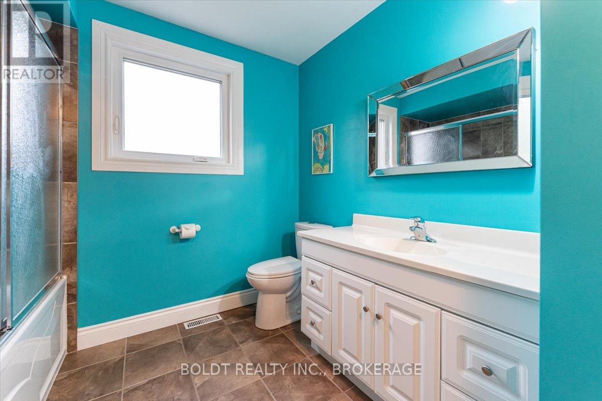 6 Carn Castle Gate, St. Catharines, Ontario  L2P 2X4 - Photo 25 - X12168490