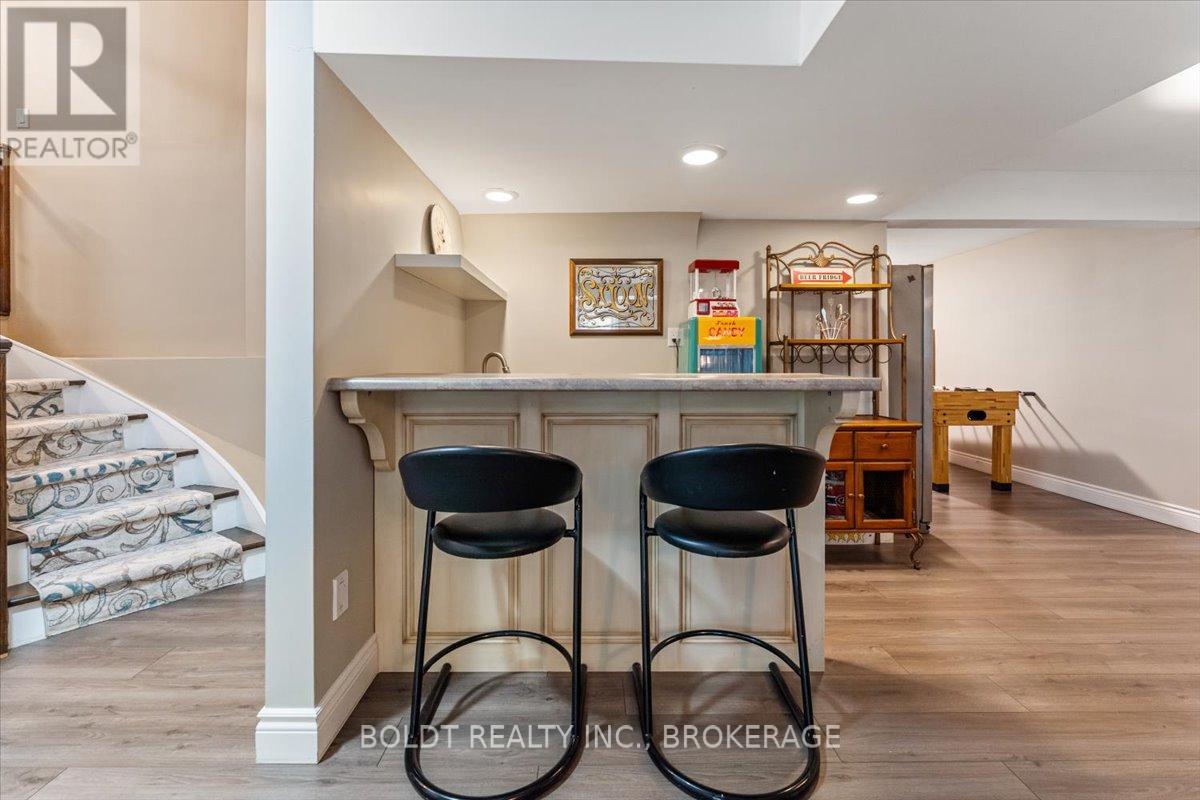 6 Carn Castle Gate, St. Catharines, Ontario  L2P 2X4 - Photo 28 - X12168490