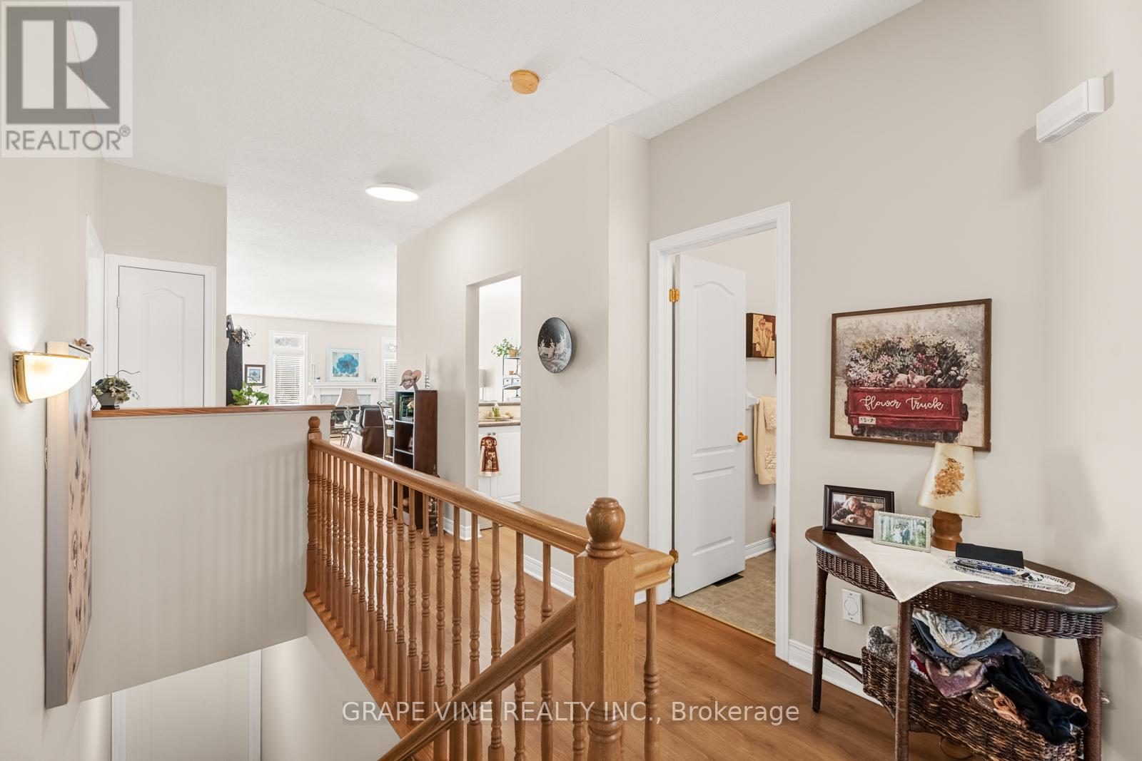 60 Sable Run Drive, Ottawa, Ontario  K2S 1W7 - Photo 7 - X12014567