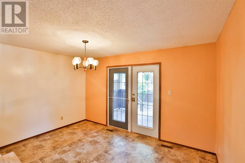 418 Dieppe Boulevard S, Lethbridge, Alberta  T1J 3X1 - Photo 8 - A2222529