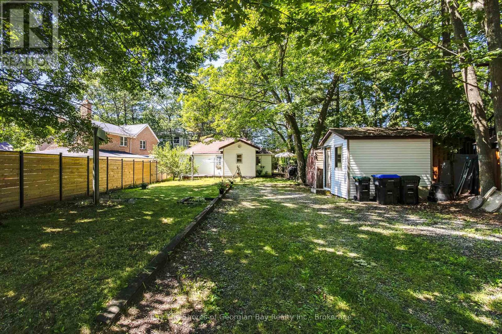 33 Yarwood Road S, Tiny, Ontario  L0L 2J0 - Photo 21 - S12168423