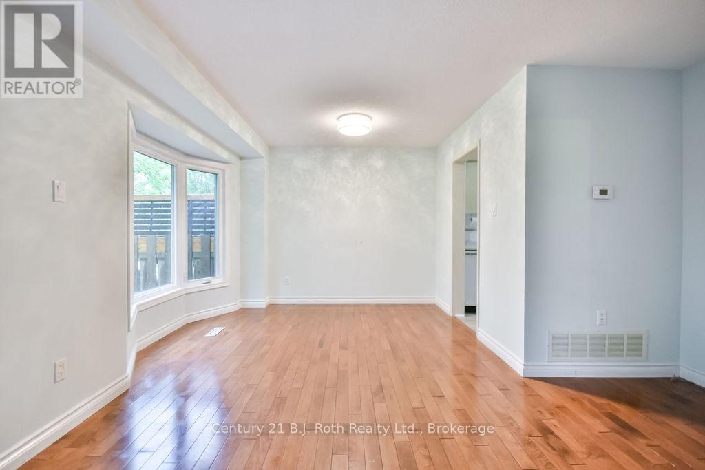 9 - 492 Laclie Street, Orillia, Ontario  L3V 7V2 - Photo 10 - S12168469