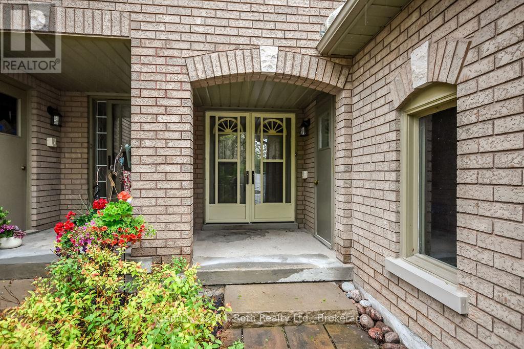 9 - 492 Laclie Street, Orillia, Ontario  L3V 7V2 - Photo 3 - S12168469