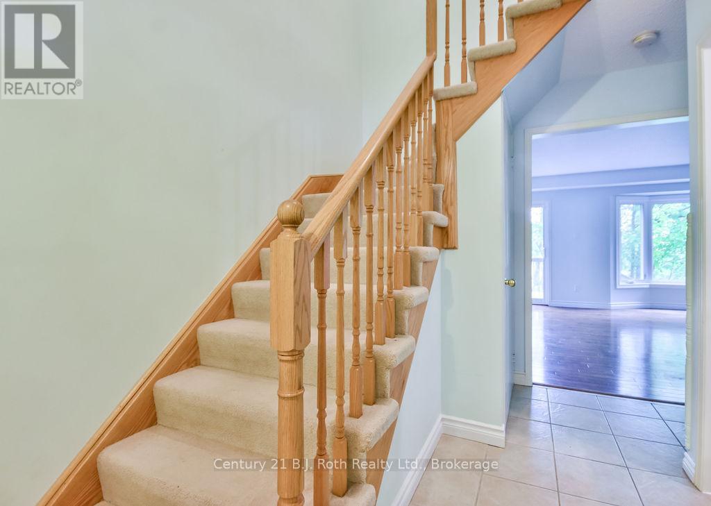 9 - 492 Laclie Street, Orillia, Ontario  L3V 7V2 - Photo 4 - S12168469