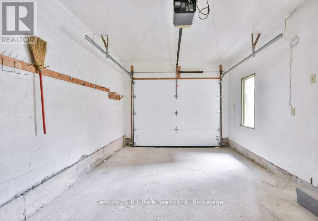 9 - 492 Laclie Street, Orillia, Ontario  L3V 7V2 - Photo 42 - S12168469