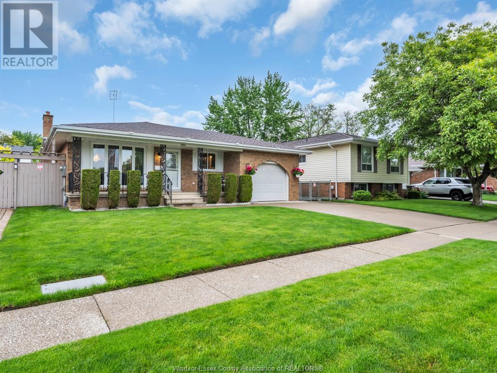 3040 Forest Glade Drive, Windsor, Ontario  N8R 1L5 - Photo 3 - 25012863