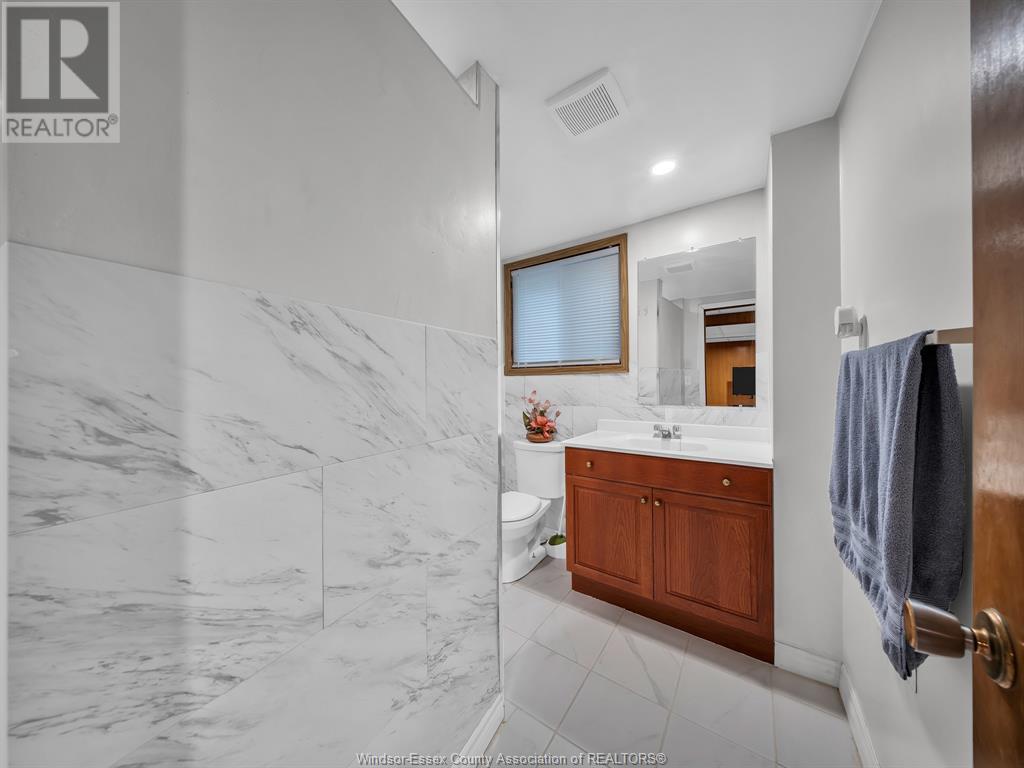 3040 Forest Glade Drive, Windsor, Ontario  N8R 1L5 - Photo 45 - 25012863