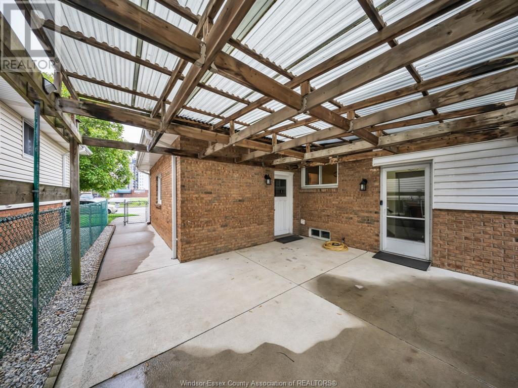 3040 Forest Glade Drive, Windsor, Ontario  N8R 1L5 - Photo 47 - 25012863