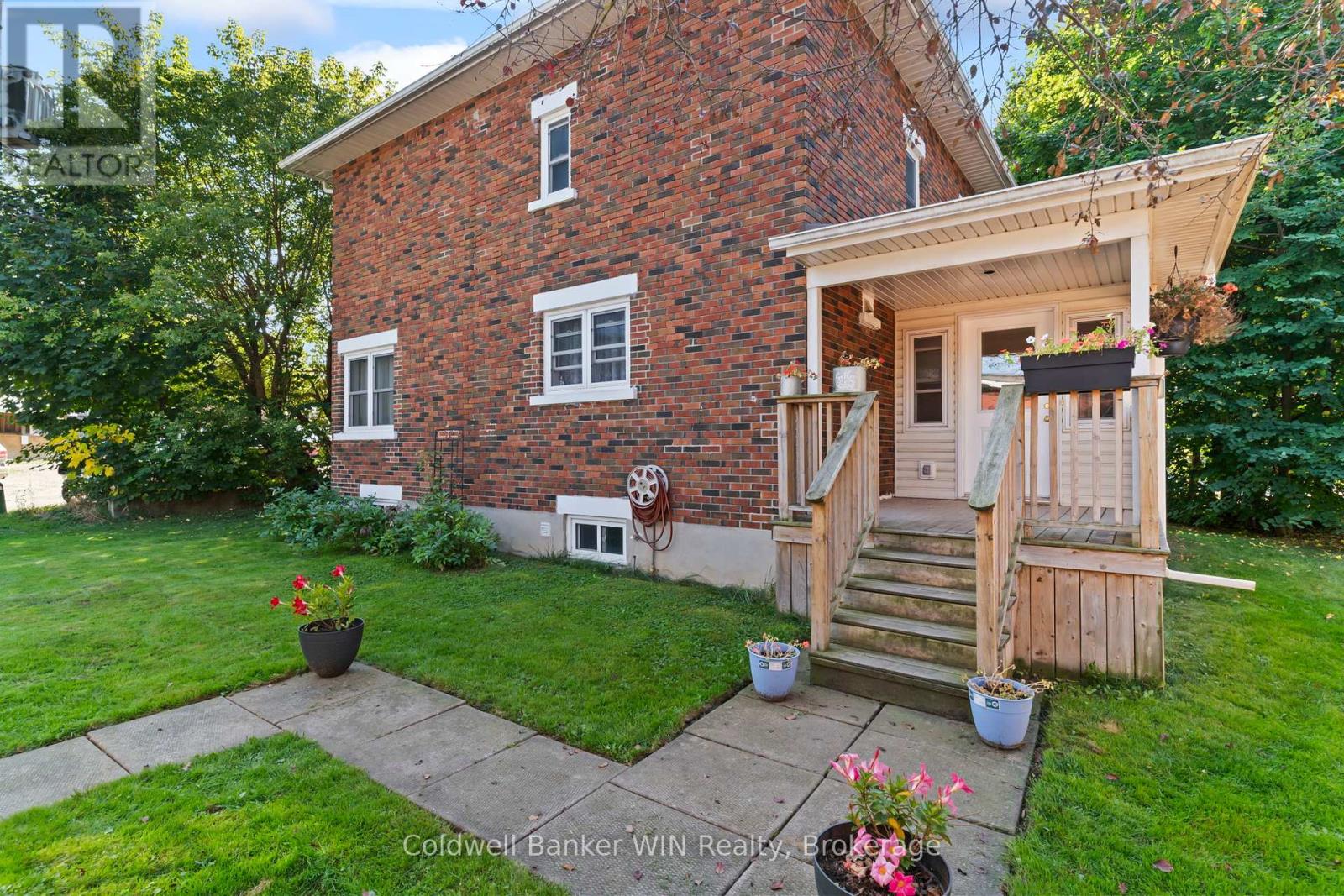 121 Queen Street W, Wellington North, Ontario  N0G 2L1 - Photo 21 - X12168343