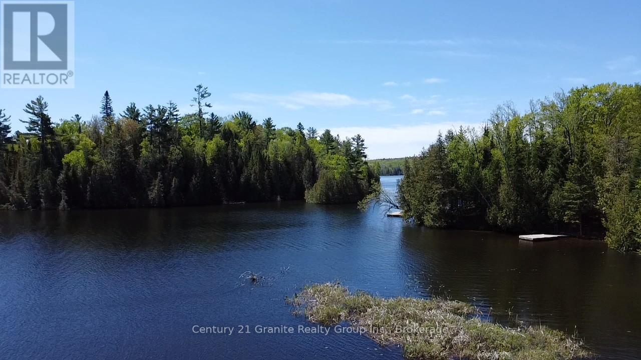 1037 Rotunda Drive, Highlands East, Ontario  K0M 1R0 - Photo 4 - X12168353