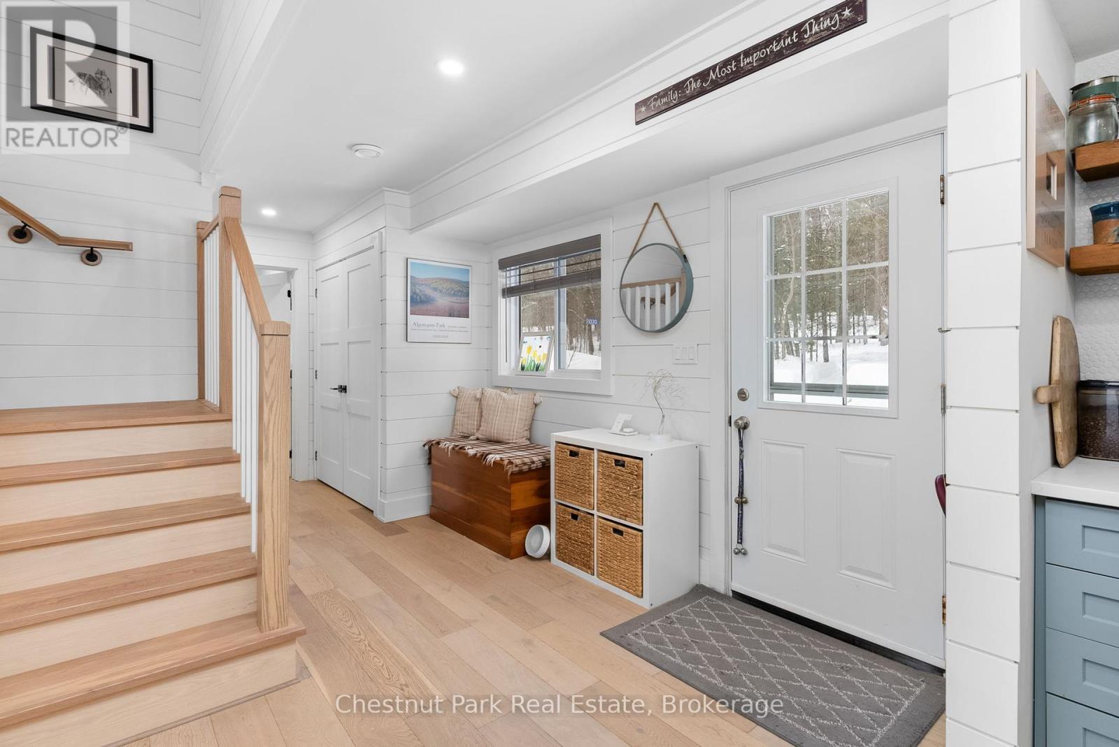 1030 Brooks Lake Road, Lake Of Bays, Ontario  P1H 2J6 - Photo 17 - X12168462