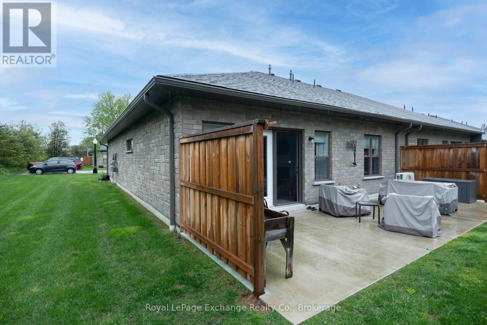 12 - 775 Campbell Avenue, Kincardine, Ontario  N2Z 1W1 - Photo 3 - X12168485