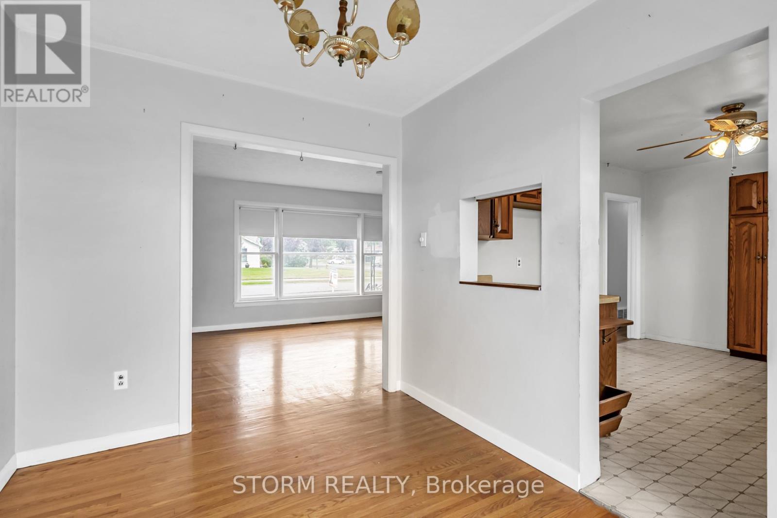 52 St Lawrence Street, South Stormont, Ontario  K0C 1M0 - Photo 15 - X12168460