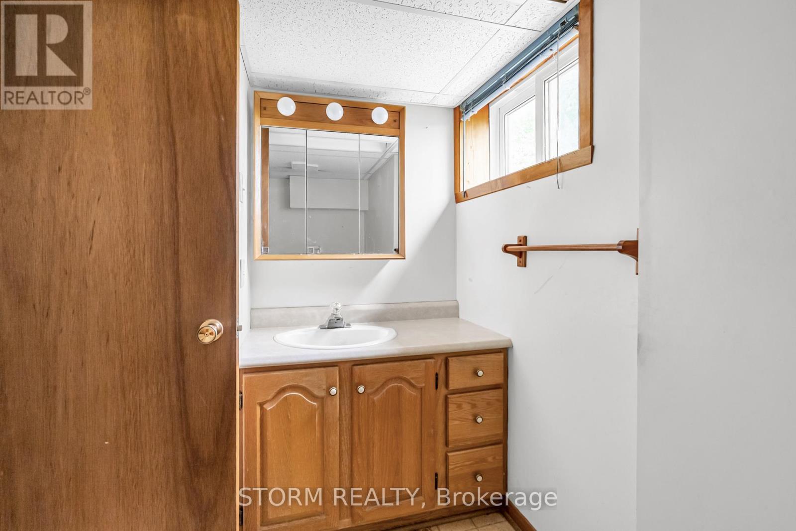 52 St Lawrence Street, South Stormont, Ontario  K0C 1M0 - Photo 37 - X12168460
