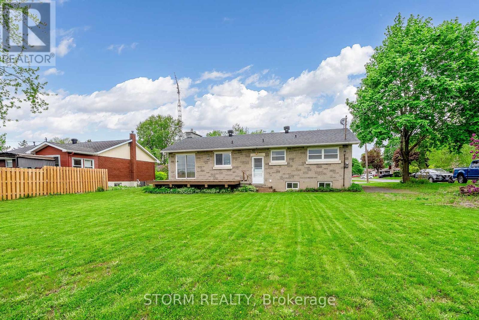 52 St Lawrence Street, South Stormont, Ontario  K0C 1M0 - Photo 42 - X12168460