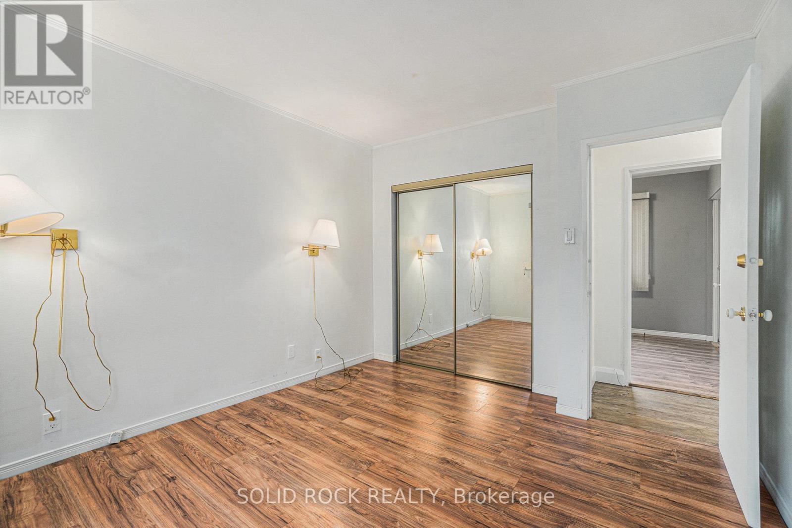 196 Morrena Road, Ottawa, Ontario  K2L 1E1 - Photo 17 - X12168327
