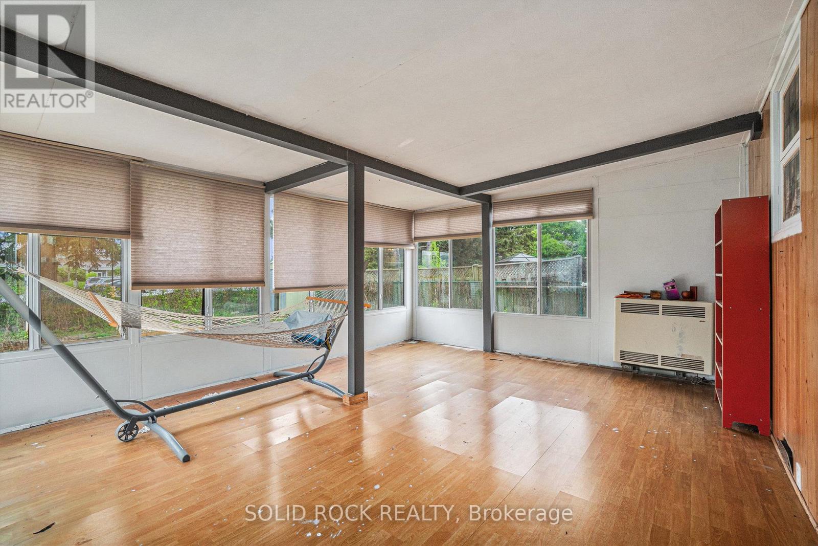 196 Morrena Road, Ottawa, Ontario  K2L 1E1 - Photo 19 - X12168327