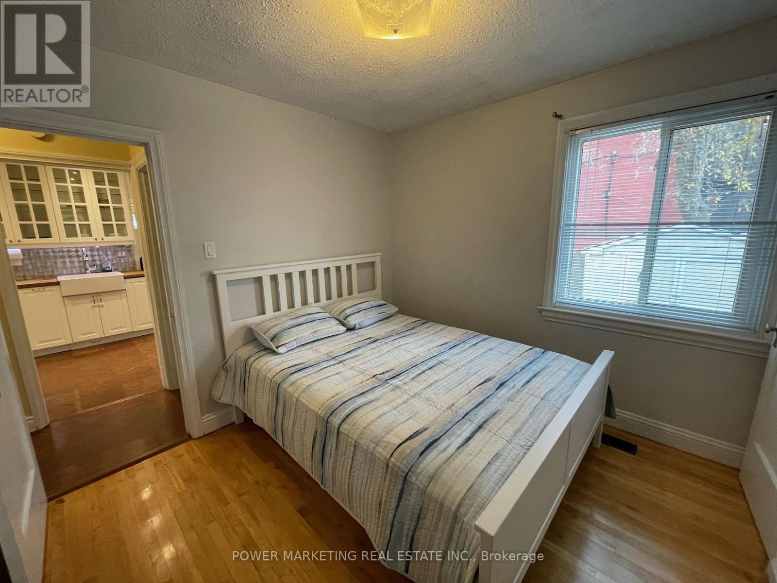 21 Perkins Street, Ottawa, Ontario  K1R 7G4 - Photo 9 - X12168409