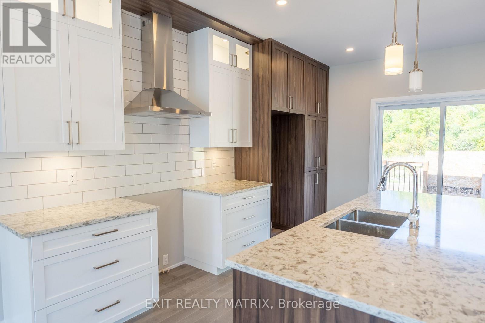 1408 Caroline Court, Cornwall, Ontario  K6J 0C5 - Photo 6 - X12168445