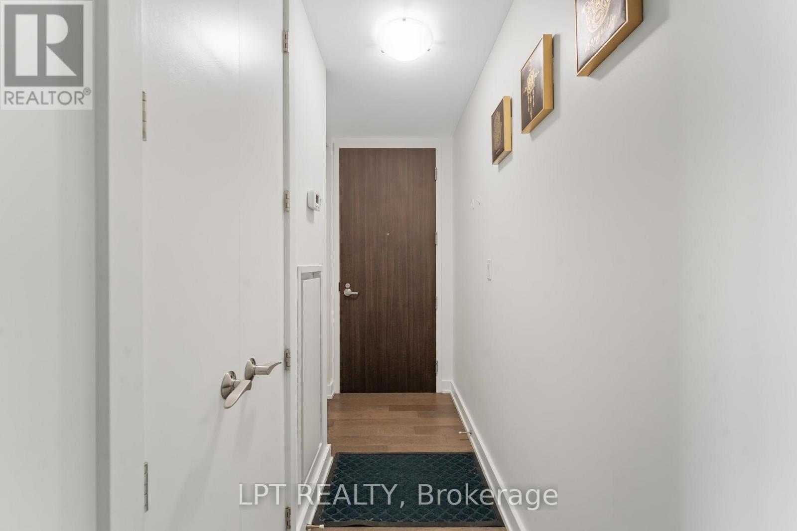 Property at 307 - 111 CHAMPAGNE AVENUE S image 4
