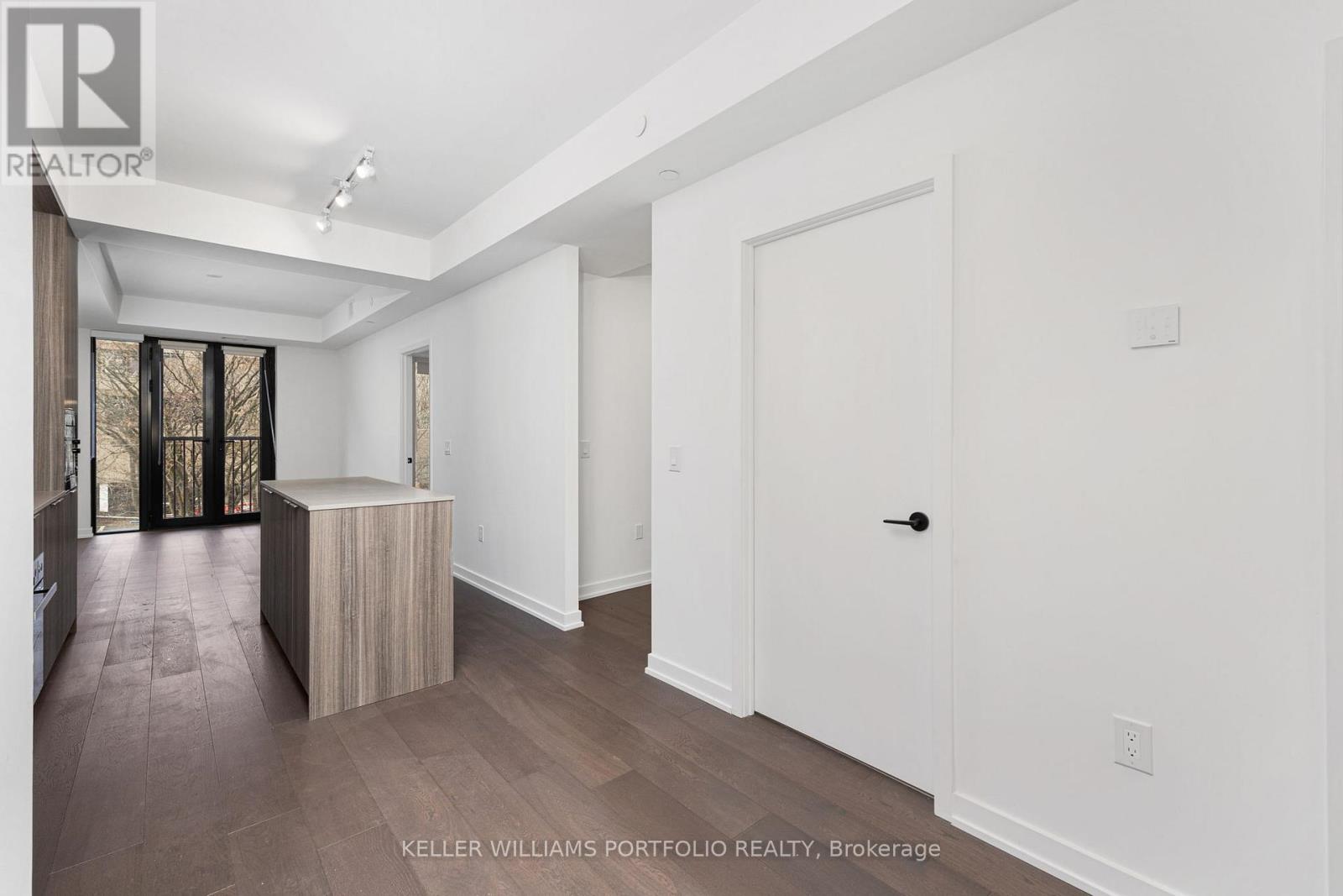 301 - 123 Portland Street, Toronto, Ontario  M5V 0V9 - Photo 15 - C12168227