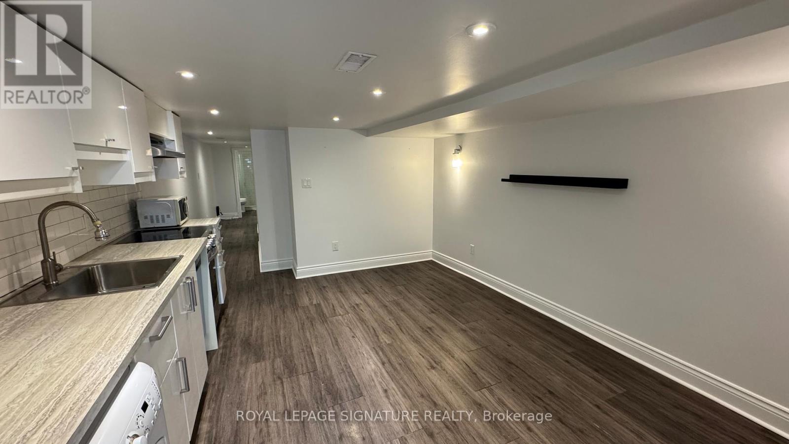 Lower - 721 Dovercourt Road, Toronto, Ontario  M6H 2W7 - Photo 4 - C12168236