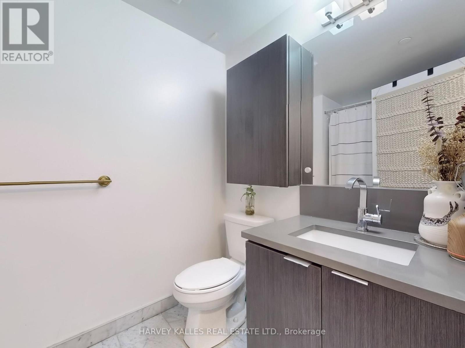 304 - 38 Iannuzzi Street, Toronto, Ontario  M5V 0S2 - Photo 29 - C12168380