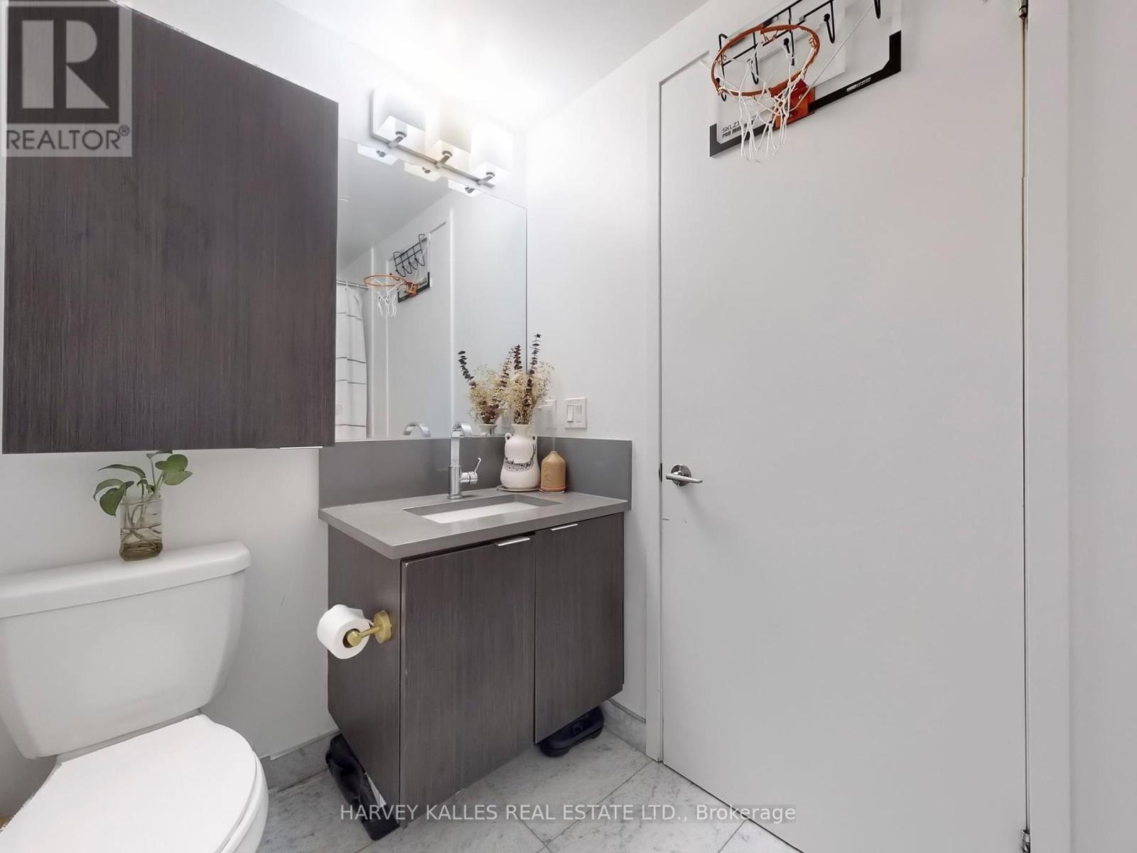 304 - 38 Iannuzzi Street, Toronto, Ontario  M5V 0S2 - Photo 30 - C12168380
