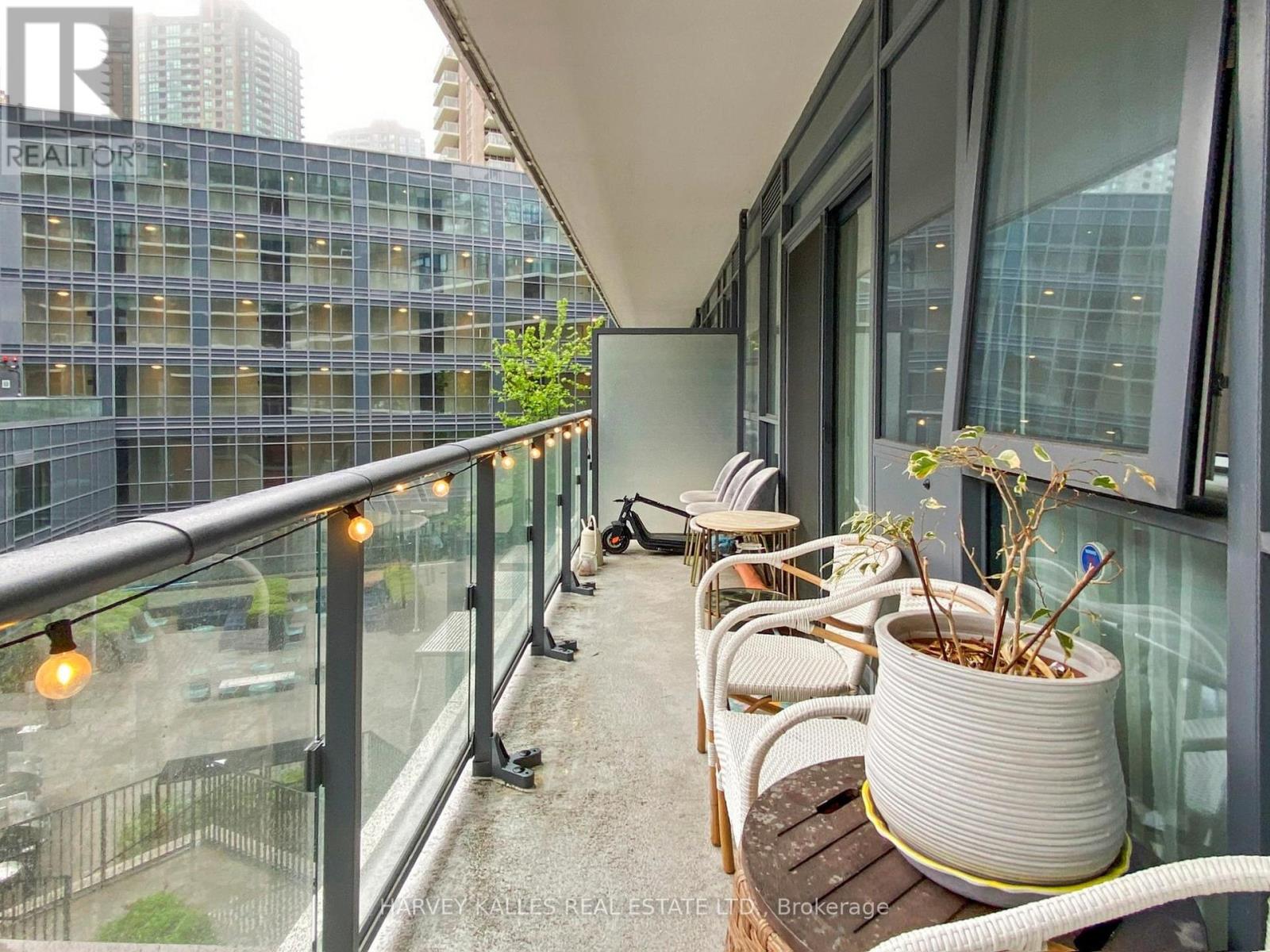 304 - 38 Iannuzzi Street, Toronto, Ontario  M5V 0S2 - Photo 34 - C12168380