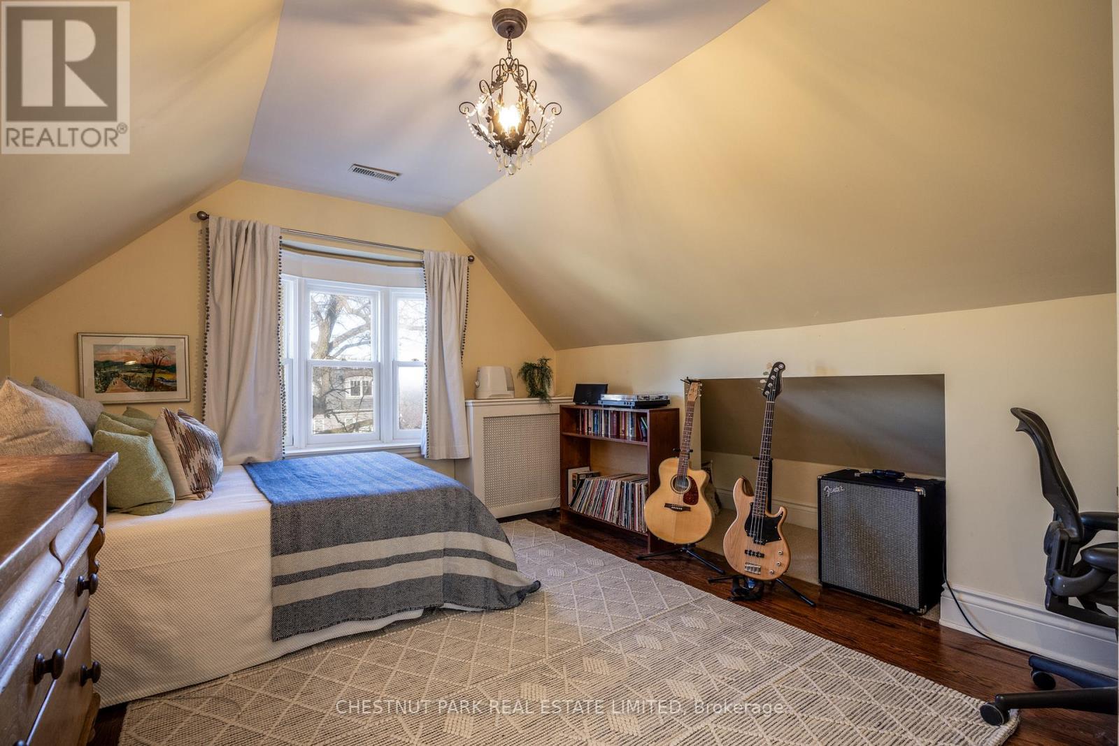 85 Duggan Avenue, Toronto (Yonge-St. Clair), Ontario  M4V 1Y1 - Photo 31 - C12168388