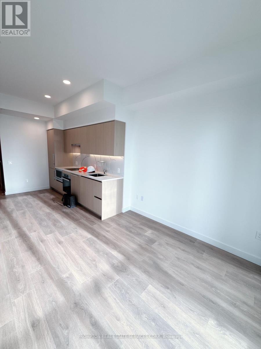 2306 - 1 Concord Cityplace Way, Toronto, Ontario  M5V 0X3 - Photo 28 - C12168425