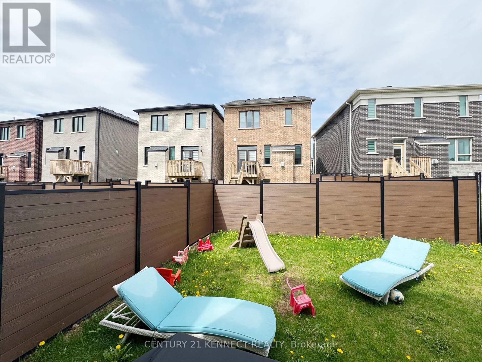 16 Cecil Sinclair Drive, Markham, Ontario  L6C 3L3 - Photo 25 - N12160222