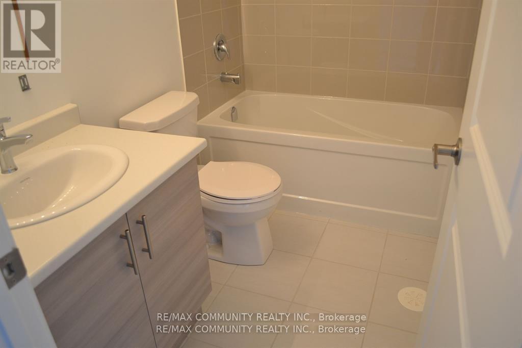 811 Stanstead Path, Oshawa (Samac), Ontario  L1K 3G4 - Photo 10 - E12168130