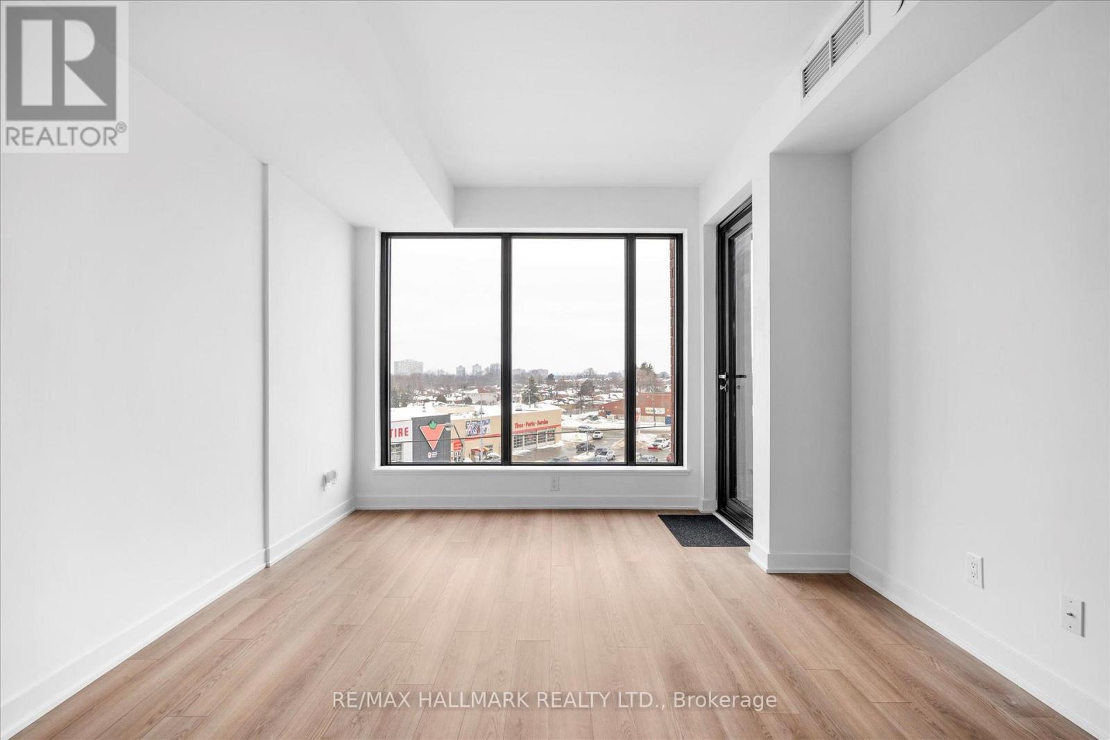 619 - 2799 Kingston Road, Toronto, Ontario  M1M 1N1 - Photo 9 - E12168258