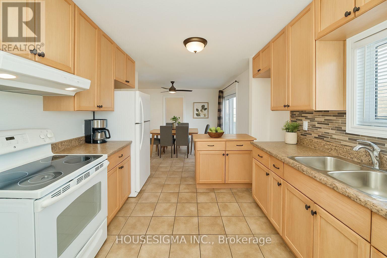 28 Sandra Street E, Oshawa (Farewell), Ontario  L1H 3W3 - Photo 16 - E12168281
