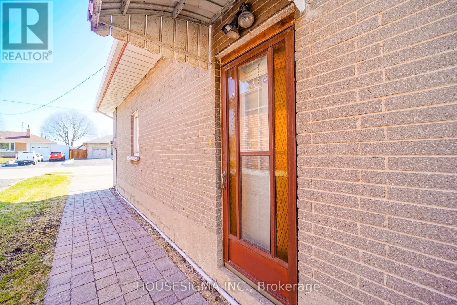 28 Sandra Street E, Oshawa (Farewell), Ontario  L1H 3W3 - Photo 24 - E12168281