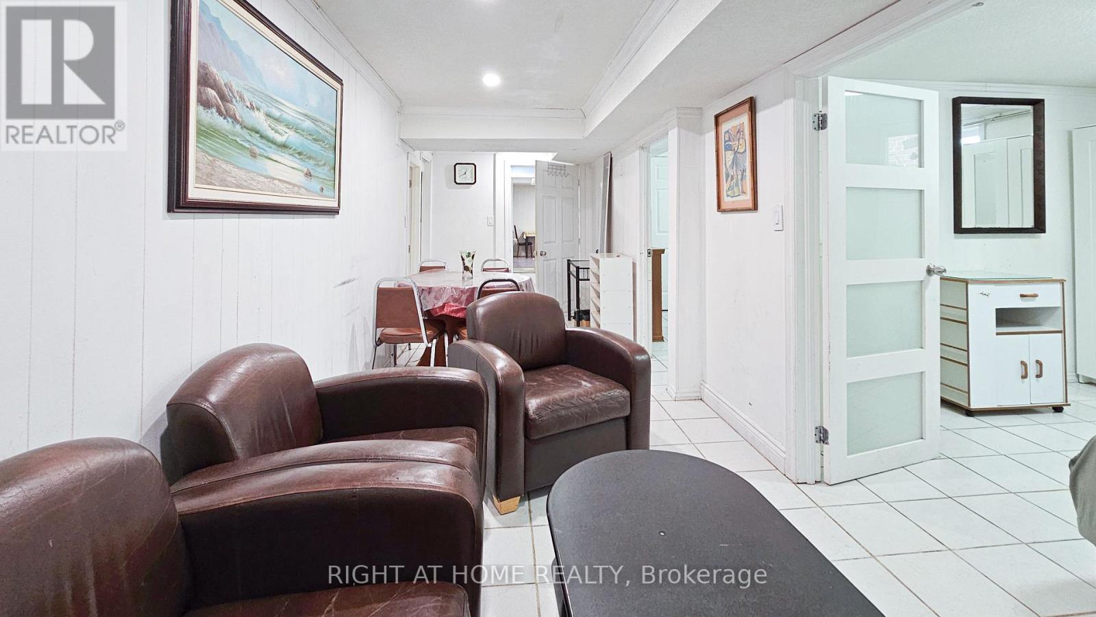 Bsmt #b - 62 Iangrove Terrace, Toronto, Ontario  M1W 2H2 - Photo 10 - E12168284